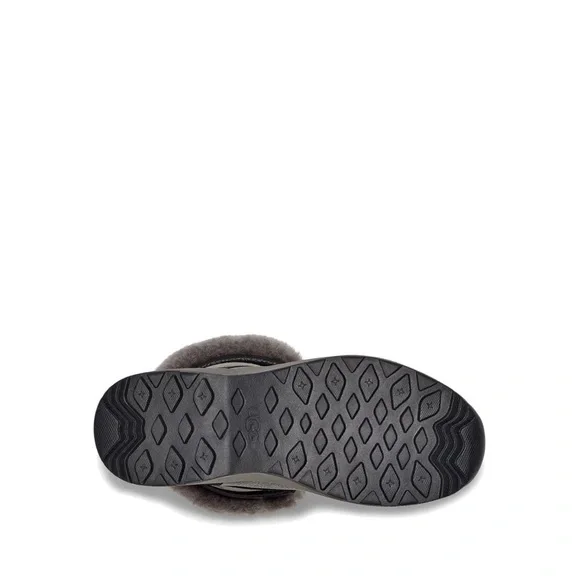 UGG Adirondack III Black Boots - Picture 7 of 9